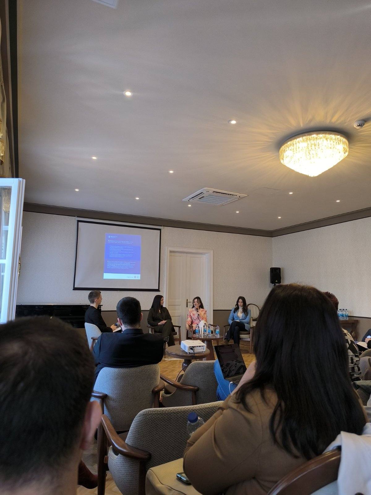 Naši volonteri učestvuju na konferenciji „Održivi omladinski centri“ u Banjoj Luci