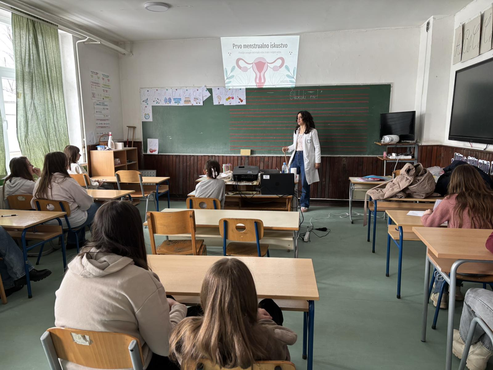 Edukativne radionice o menstrualnom zdravlju održane u školama u Bugojnu i Donjem Vakufu